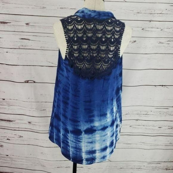 Chicos Blue Tie-Dye Vest With Lace Back Open Front Womens Size 0 - Picture 2 of 7